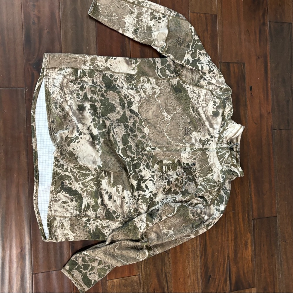 Camo Print Long Sleeve Shirt